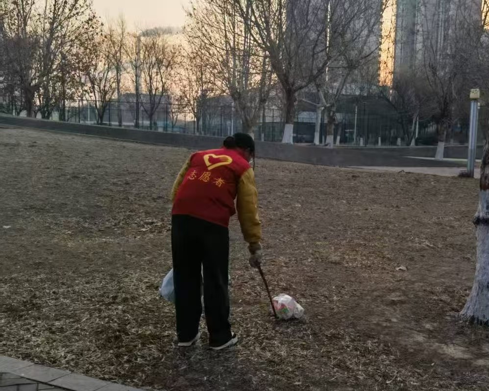 @W(xu)Ӻ(hu)(sh)`o(h)B(ti)֮`оGɫ