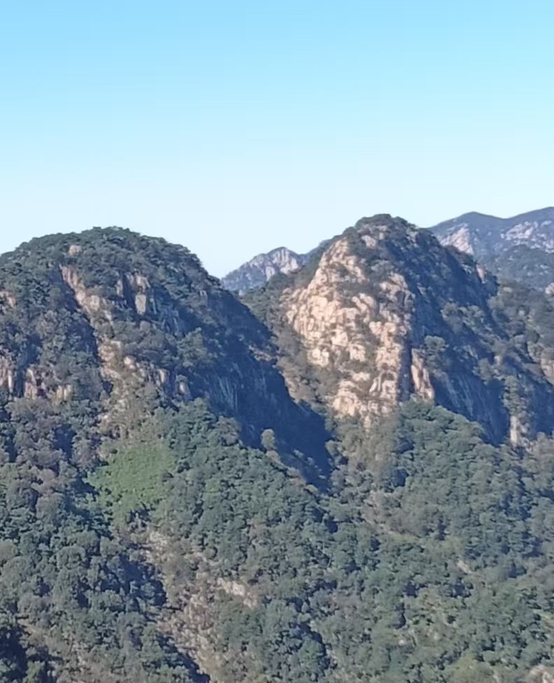 圖為蒙山景區(qū)壯麗風(fēng)景 邱安琪供圖