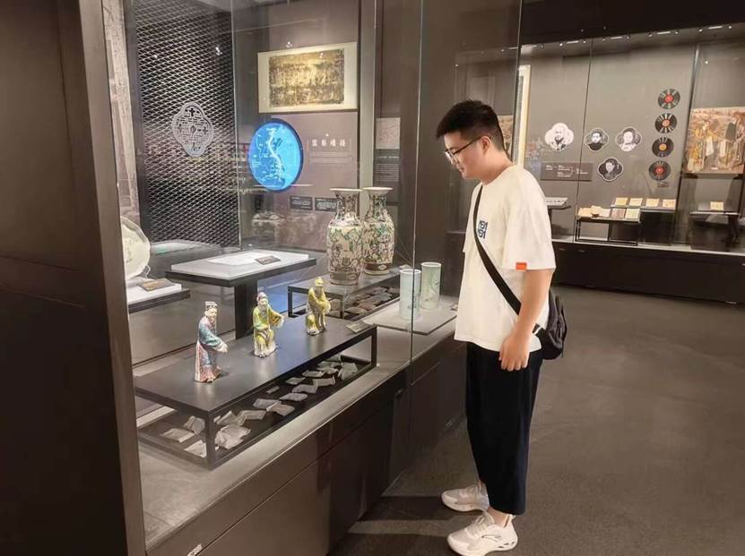 ŲؽS÷